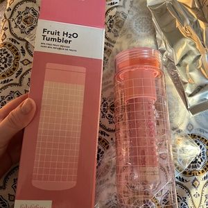 Fruit H2O fruit infusion water bottle